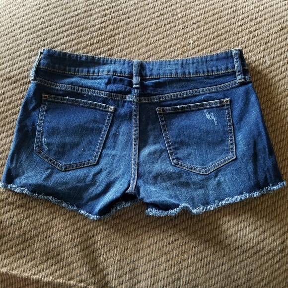 Jean shorts - Picture 2 of 4